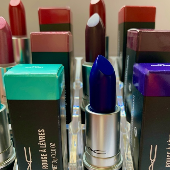 MAC Lipsticks X2 plus BONUS - Picture 5 of 5